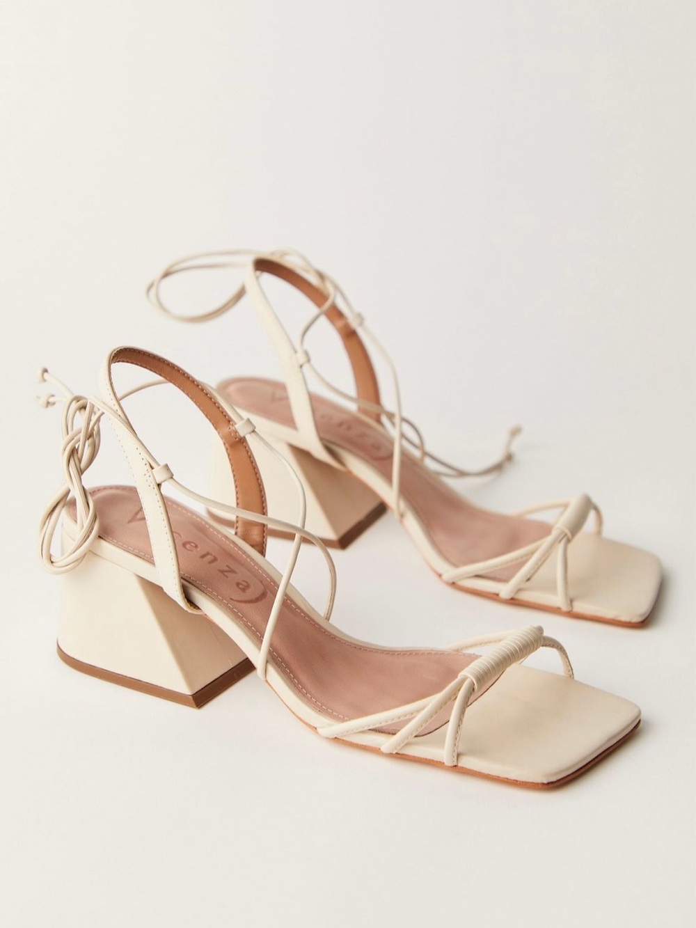 NWOT Vicenza Strappy Cream Block Heel Sandals Ankle Tie Free People